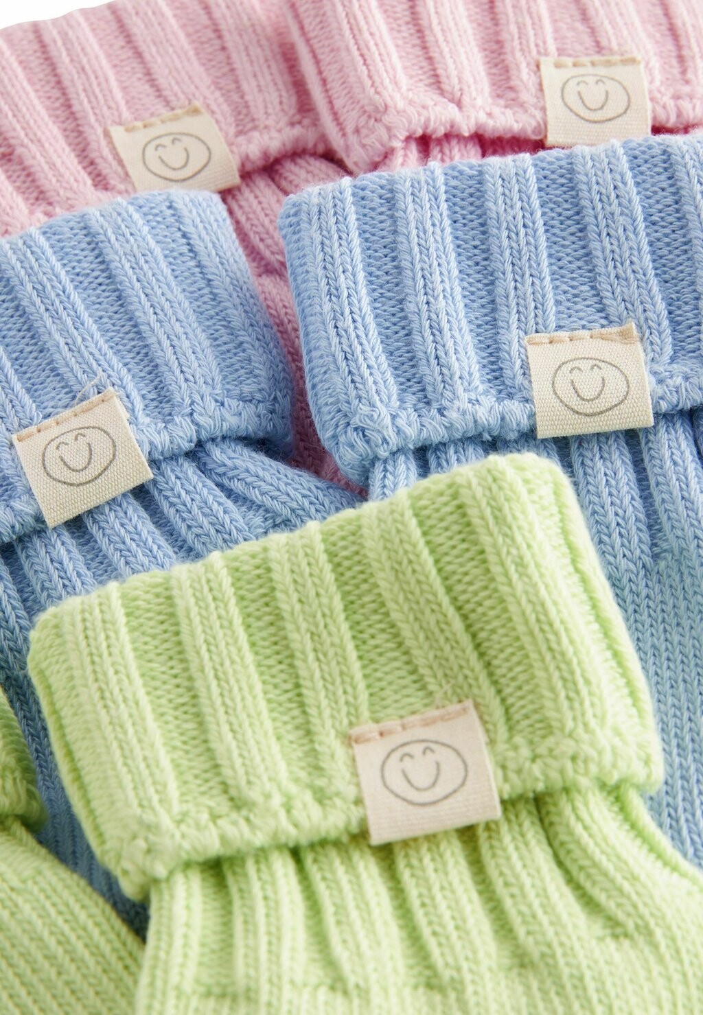 Набор носков REGULAR FIT Next, 3 пары, розовый/голубой/зеленый
Набор носков REGULAR FIT Next, 3 пары, розовый/голубой/зеленый