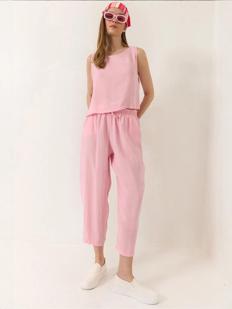 Брючный костюм Bianco Lucci, Rose
Брючный костюм Bianco Lucci, Rose