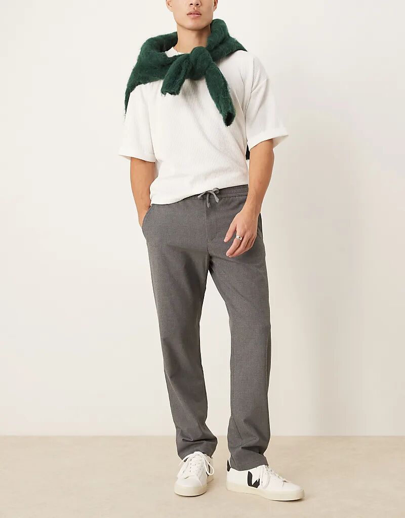 Брюки прямого кроя Robert с эластичным поясом серого цвета Selected Homme
Брюки прямого кроя Robert с эластичным поясом серого цвета Selected Homme