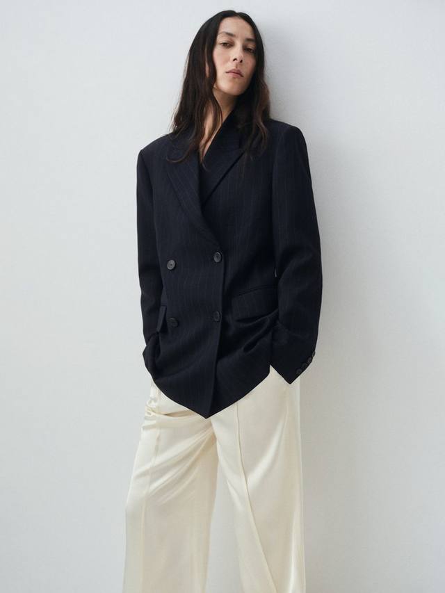 Двубортный пиджак Varsovia в полоску Mango, Navy
Двубортный пиджак Varsovia в полоску Mango, Navy