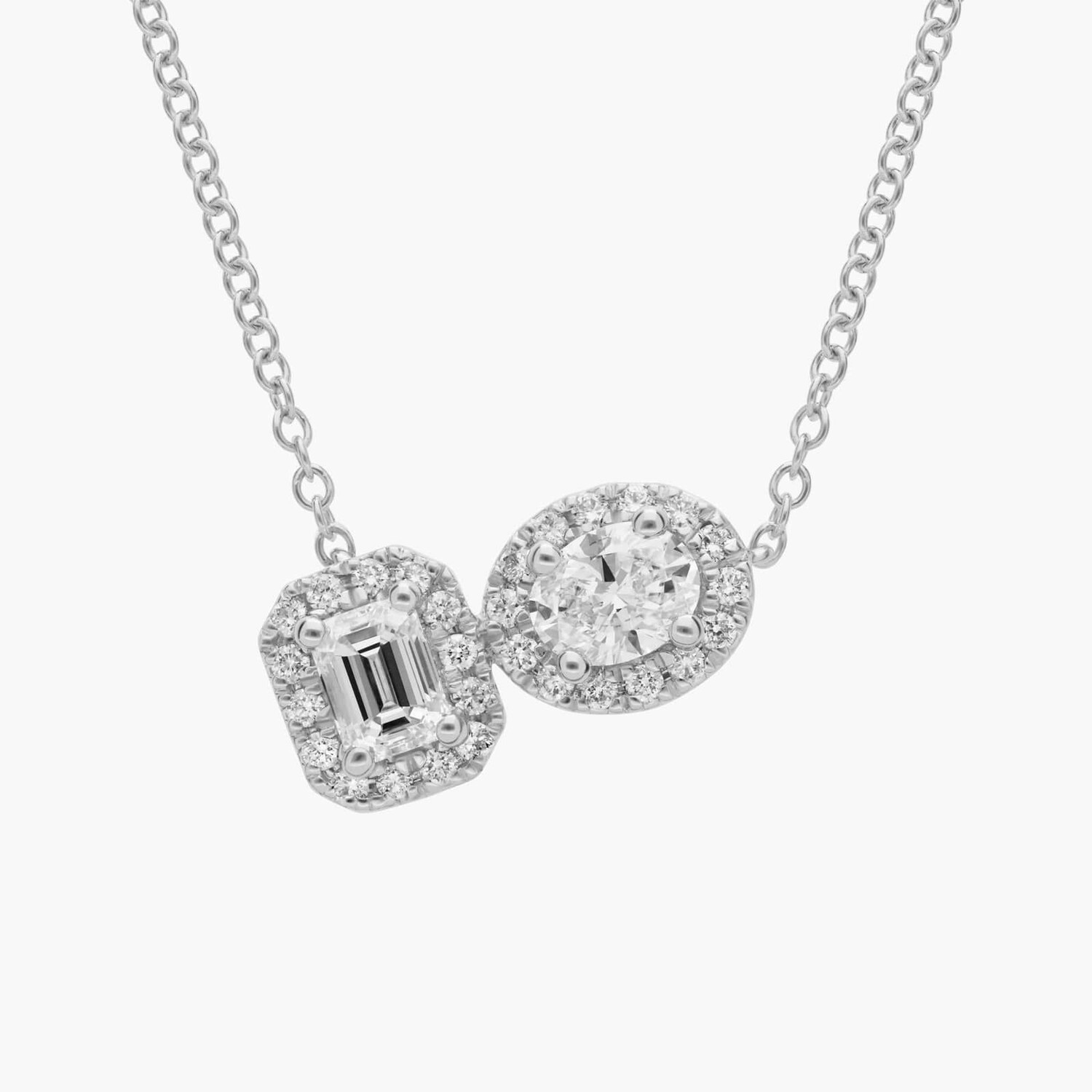 Ожерелье из двух камней: изумруда Halo и овального бриллианта из 14-каратного белого золота (3/4 карата). Blue Nile 
Ожерелье из двух камней: изумруда Halo и овального бриллианта из 14-каратного белого золота (3/4 карата). Blue Nile