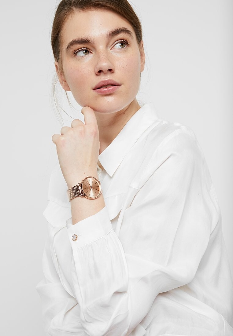 Часы Michael Kors
Часы Michael Kors