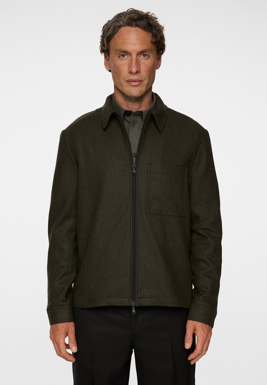 Куртка J.LINDEBERG JULIUS CASH, Forest Green/Green
Куртка J.LINDEBERG JULIUS CASH, Forest Green/Green