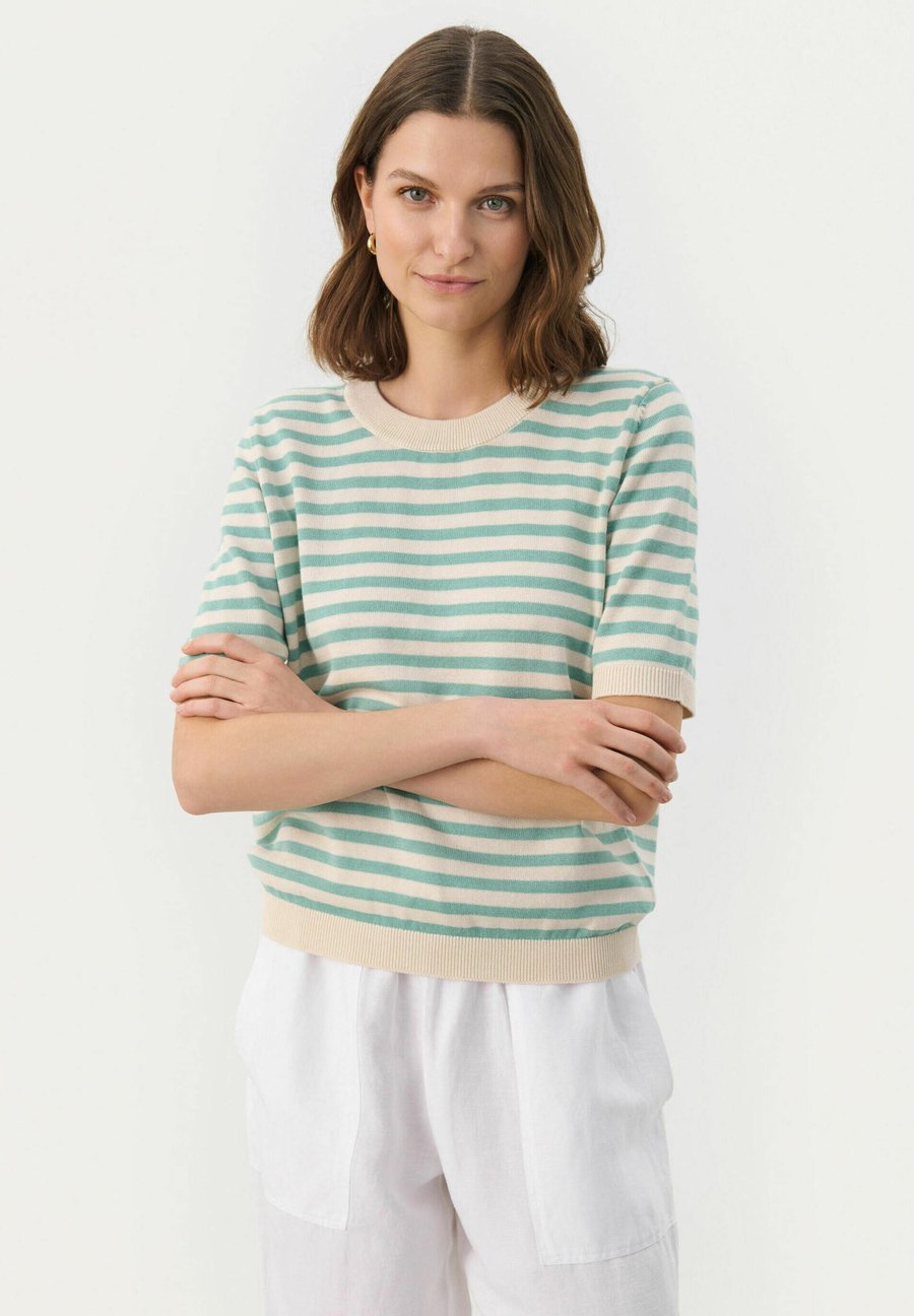 Футболка Part Two GERTIANA, Feldspar Stripe/Green, Зеленый, Футболка Part Two GERTIANA, Feldspar Stripe/Green
Футболка Part Two GERTIANA, Feldspar Stripe/Green, Зеленый, Футболка Part Two GERTIANA, Feldspar Stripe/Green