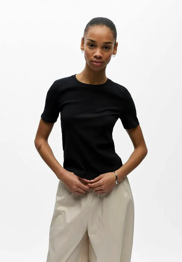 Простая футболка Object, Black, Черный, Простая футболка Object, Black
Простая футболка Object, Black, Черный, Простая футболка Object, Black