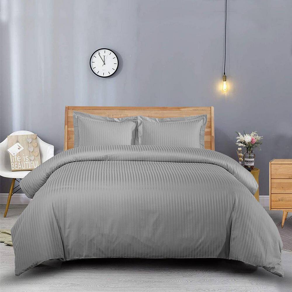Комплект пододеяльников из 100 % длинноволокнистого хлопка с полосками 600 Egyptian Linens, серый
Комплект пододеяльников из 100 % длинноволокнистого хлопка с полосками 600 Egyptian Linens, серый