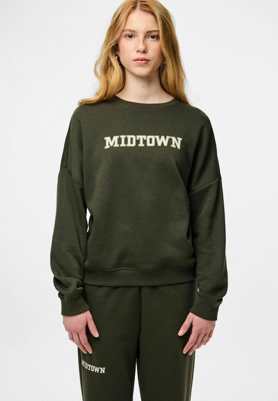 Толстовка Pieces PCRISSO LOOSE, Forest Night/Dark Green, Зеленый, Толстовка Pieces PCRISSO LOOSE, Forest Night/Dark Green
Толстовка Pieces PCRISSO LOOSE, Forest Night/Dark Green, Зеленый, Толстовка Pieces PCRISSO LOOSE, Forest Night/Dark Green