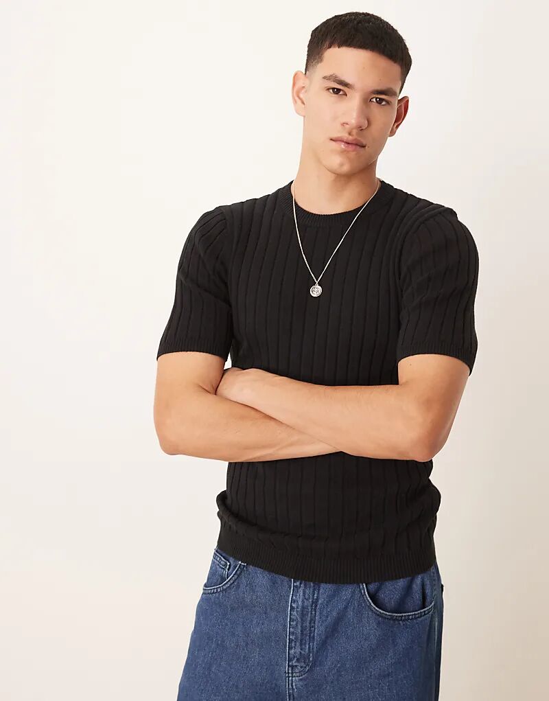 Облегающая трикотажная футболка ASOS DESIGN Muscle Fit в рубчик черного цвета 
Облегающая трикотажная футболка ASOS DESIGN Muscle Fit в рубчик черного цвета