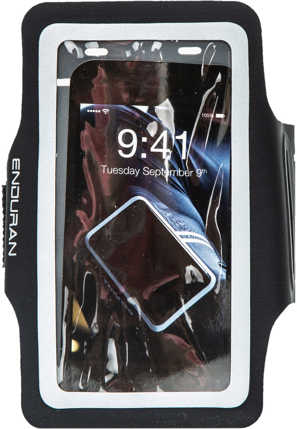 ENDURANCE Аксессуары 'Cave' в черном цвете
ENDURANCE Аксессуары 'Cave' в черном цвете