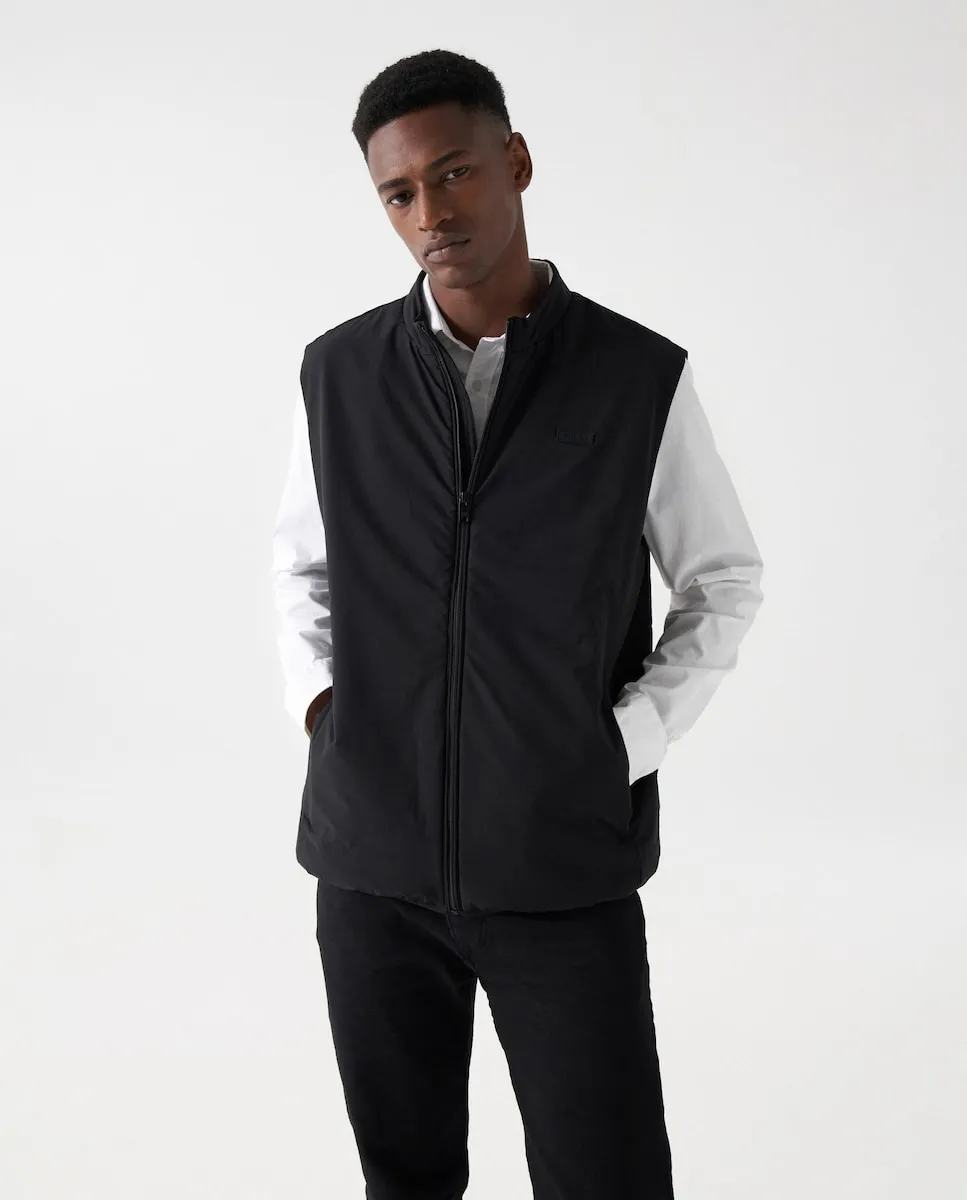 Мужской стеганый жилет черного цвета Salsa Jeans
Мужской стеганый жилет черного цвета Salsa Jeans