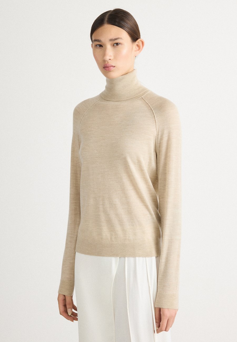 Джемпер BOSS FRIZANI, Light Beige/Beige
Джемпер BOSS FRIZANI, Light Beige/Beige