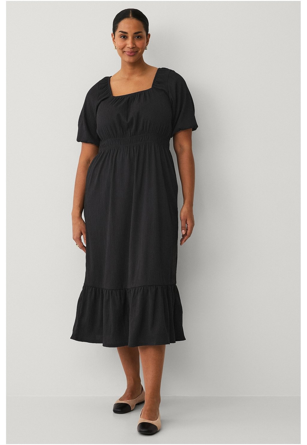 Повседневное платье Ellos Plus collection, черный 
Повседневное платье Ellos Plus collection, черный