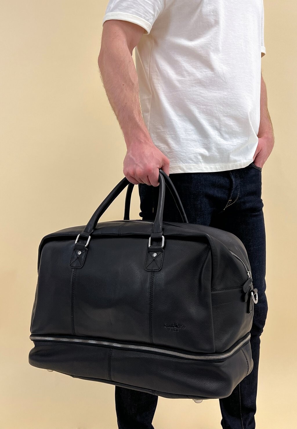 Дорожная сумка JUSTIN Gusti Leder, цвет schwarz
Дорожная сумка JUSTIN Gusti Leder, цвет schwarz