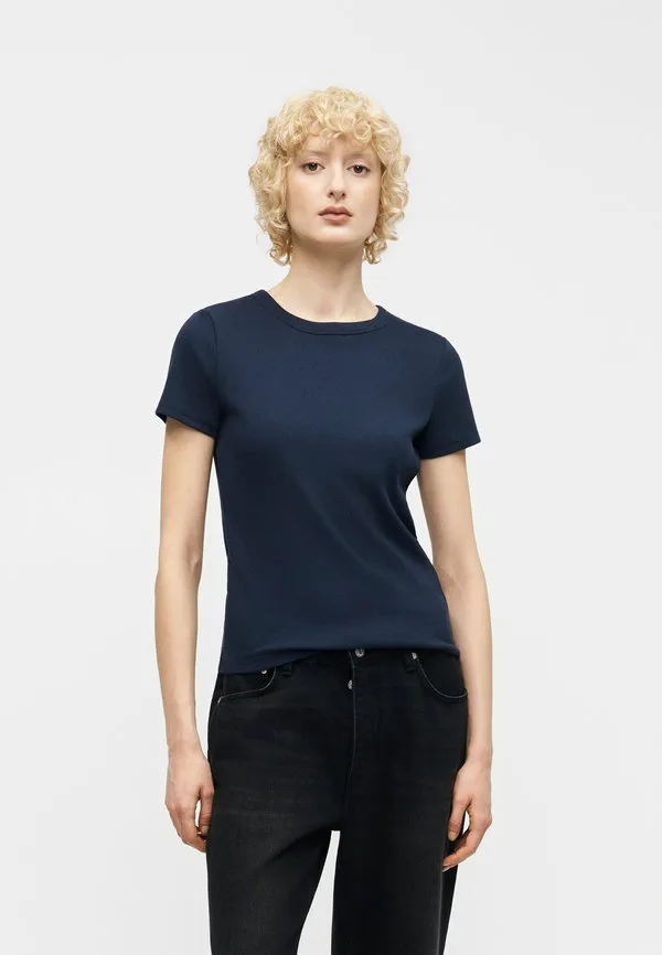 Простая футболка Gap, Navy Uniform, Синий, Простая футболка Gap, Navy Uniform
Простая футболка Gap, Navy Uniform, Синий, Простая футболка Gap, Navy Uniform