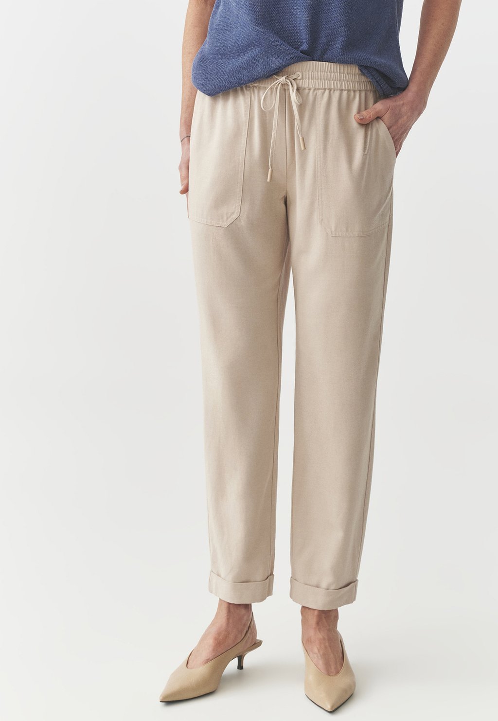 Спортивные брюки SUDIKI TATUUM, бежевый
Спортивные брюки SUDIKI TATUUM, бежевый