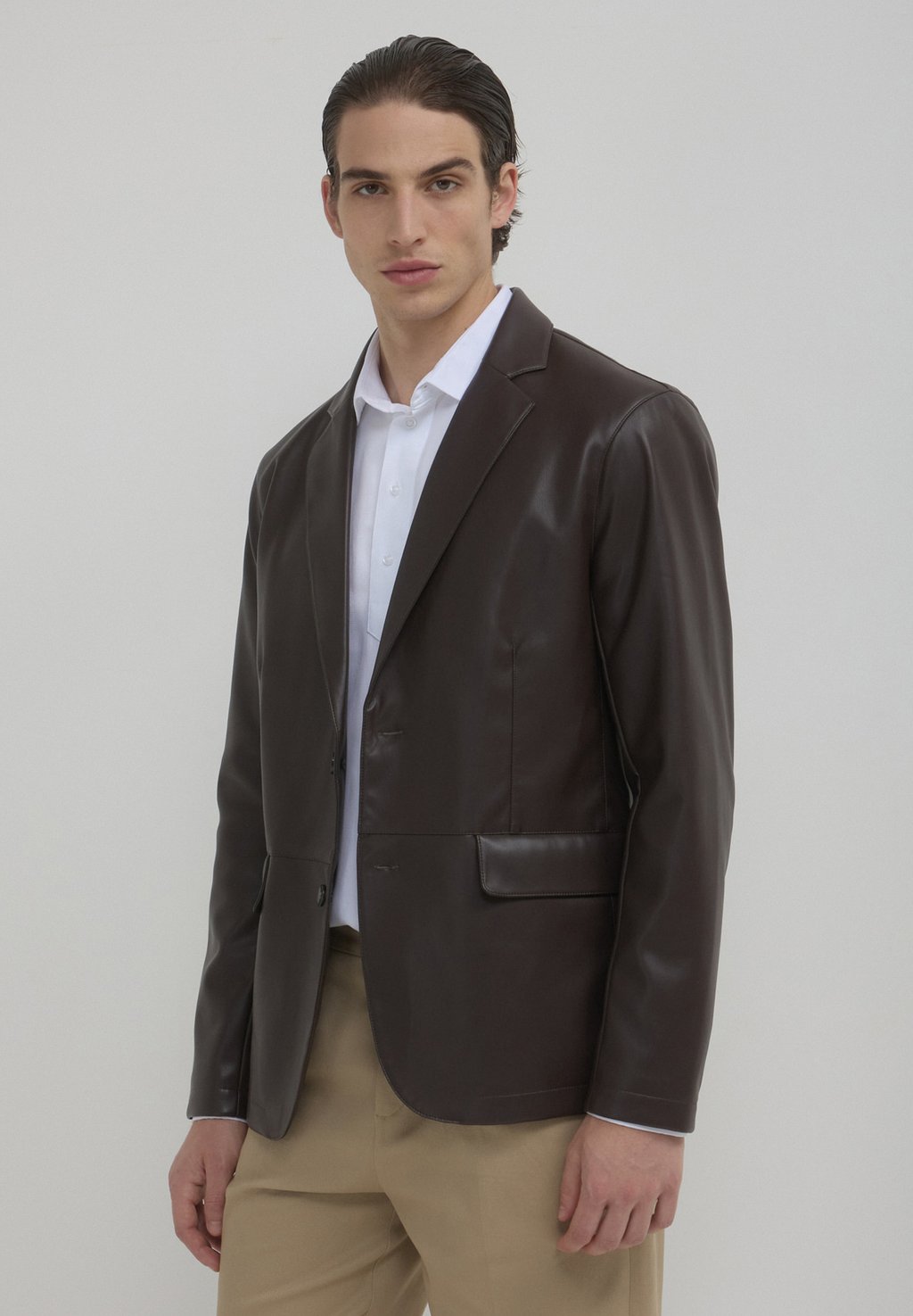 Пиджак-блейзер Calliope, коричневый
Пиджак-блейзер Calliope, коричневый