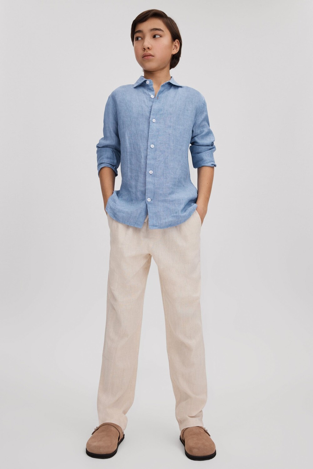 Рубановая льняная рубашка с вырезным воротником Reiss, синий
Рубановая льняная рубашка с вырезным воротником Reiss, синий