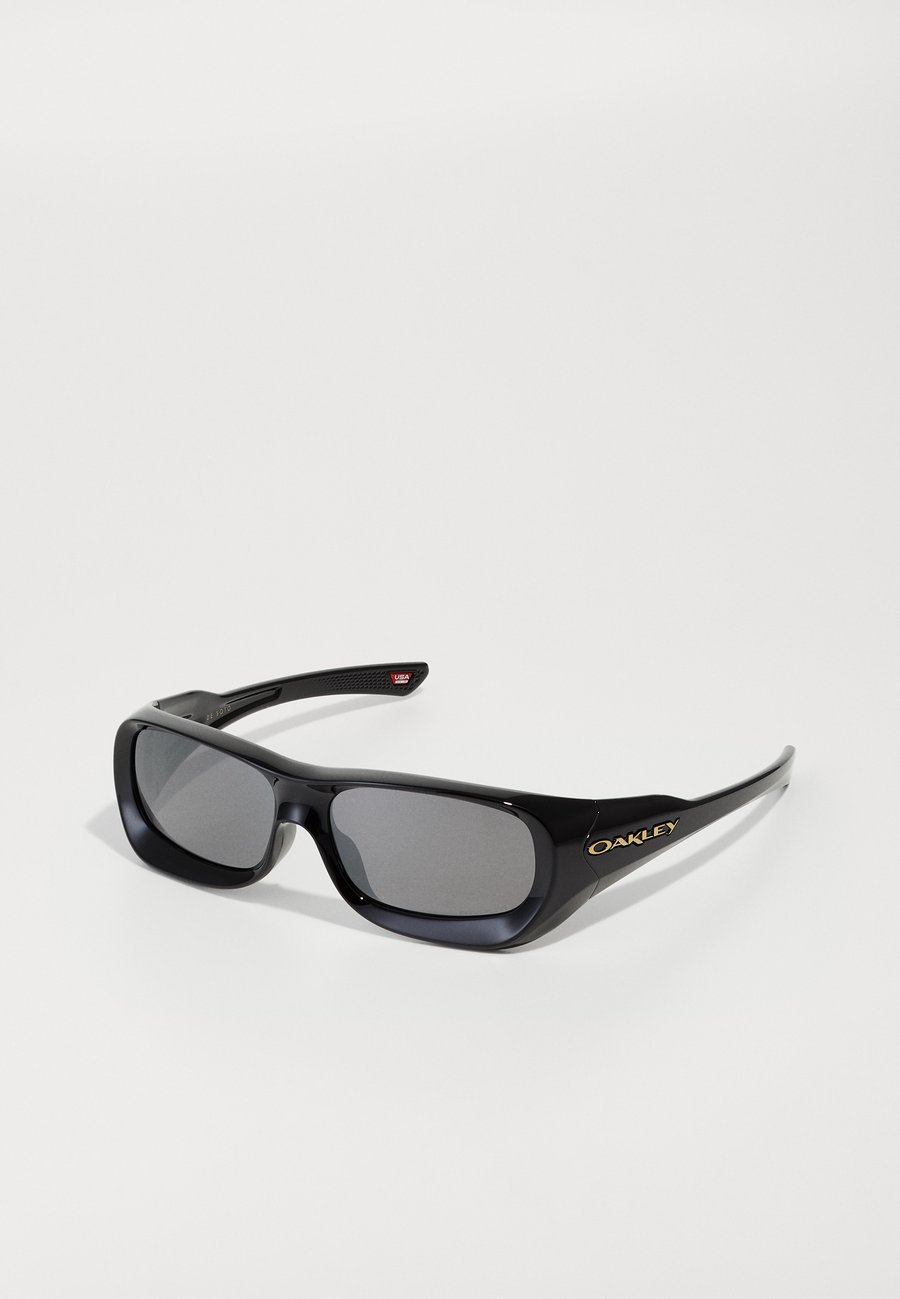 Солнцезащитные очки Oakley DE SOTO UNISEX, Black
Солнцезащитные очки Oakley DE SOTO UNISEX, Black