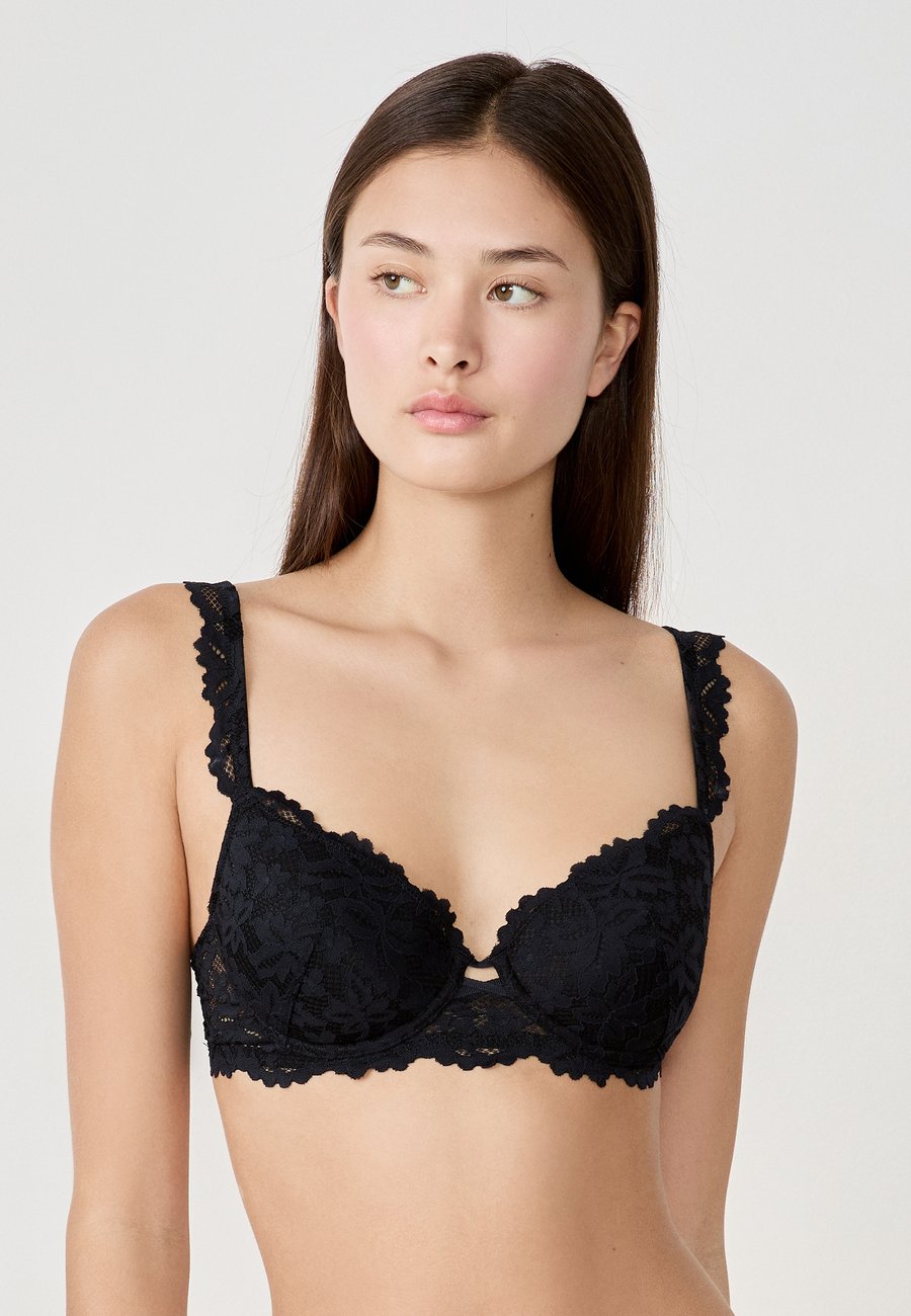Бюстгальтер Etam LEGENDE, Black
Бюстгальтер Etam LEGENDE, Black