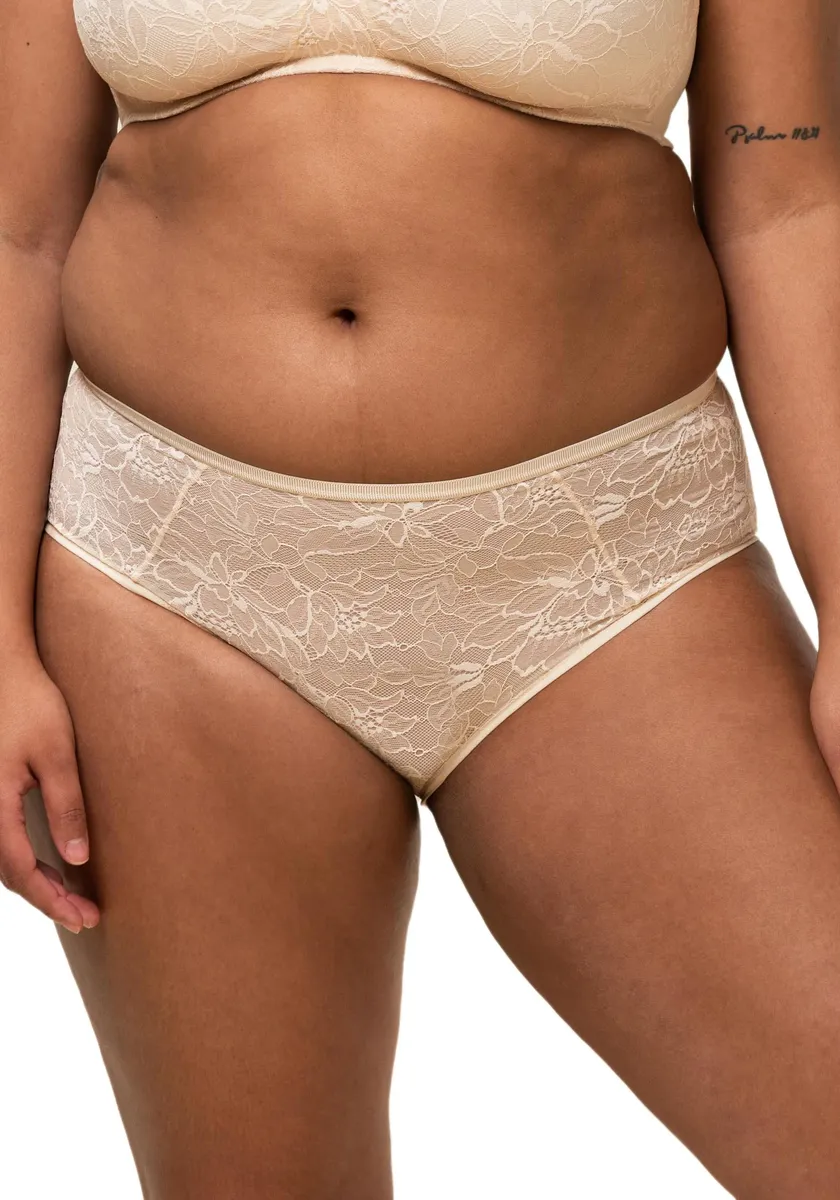 Трусы макси Triumph "Amourette Charm Maxi01", моделирующие трусы с цветочным кружевом, корректирующее белье, цвет Creamy Dream
Трусы макси Triumph "Amourette Charm Maxi01", моделирующие трусы с цветочным кружевом, корректирующее белье, цвет Creamy Dream