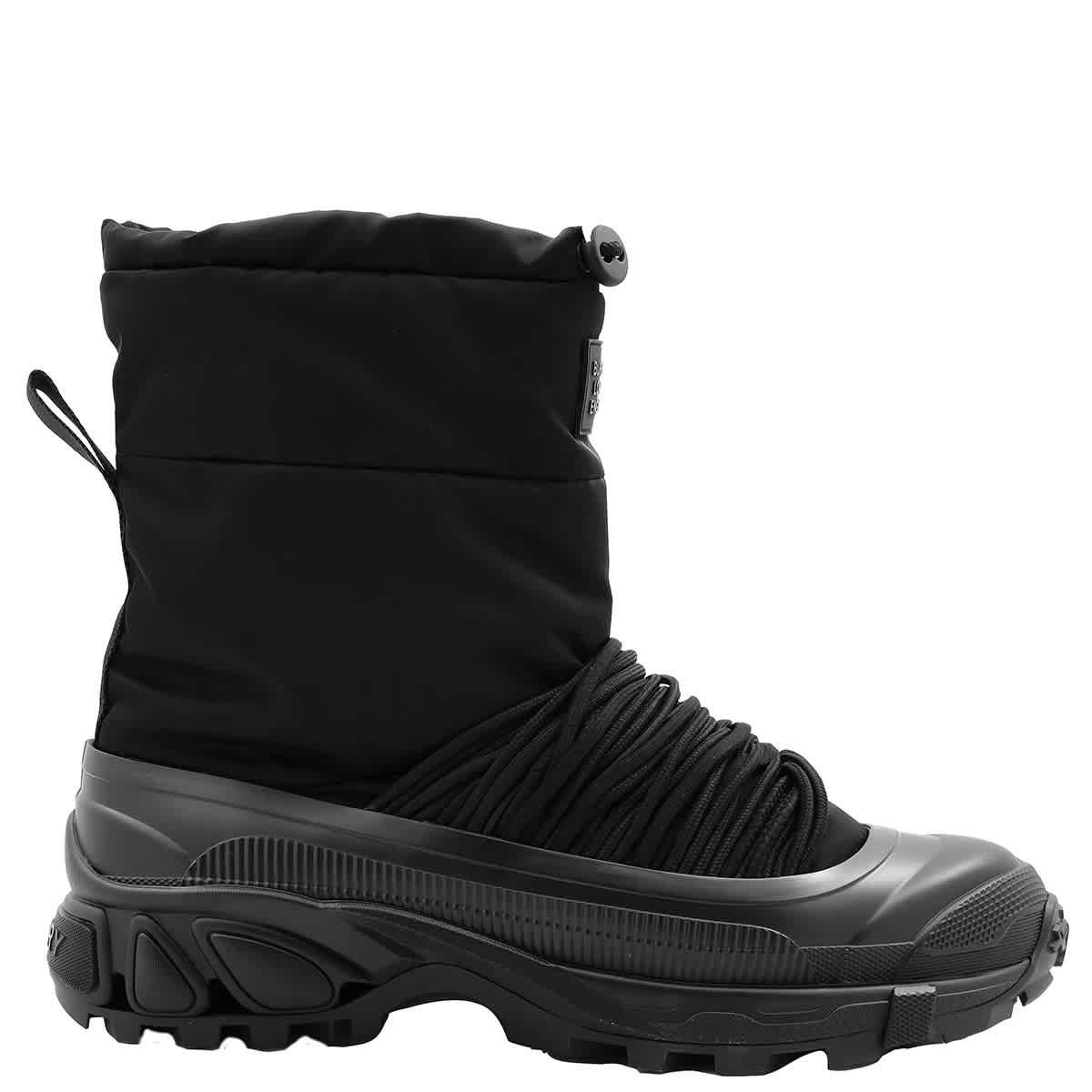 Бурберри С тисненым логотипом Пухлые Ботильоны Burberry, черный
Бурберри С тисненым логотипом Пухлые Ботильоны Burberry, черный