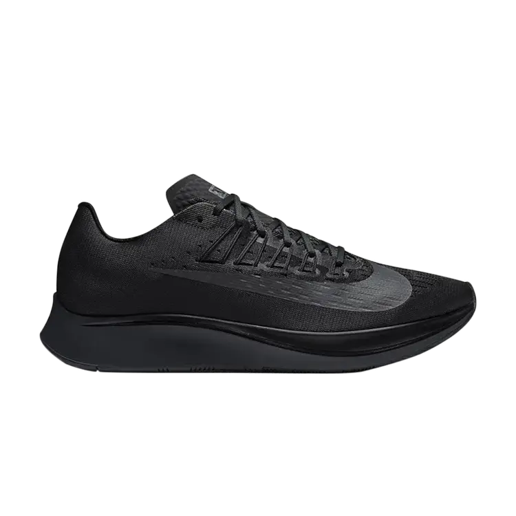 Кроссовки Nike Zoom Fly 'Triple Black', черный
Кроссовки Nike Zoom Fly 'Triple Black', черный