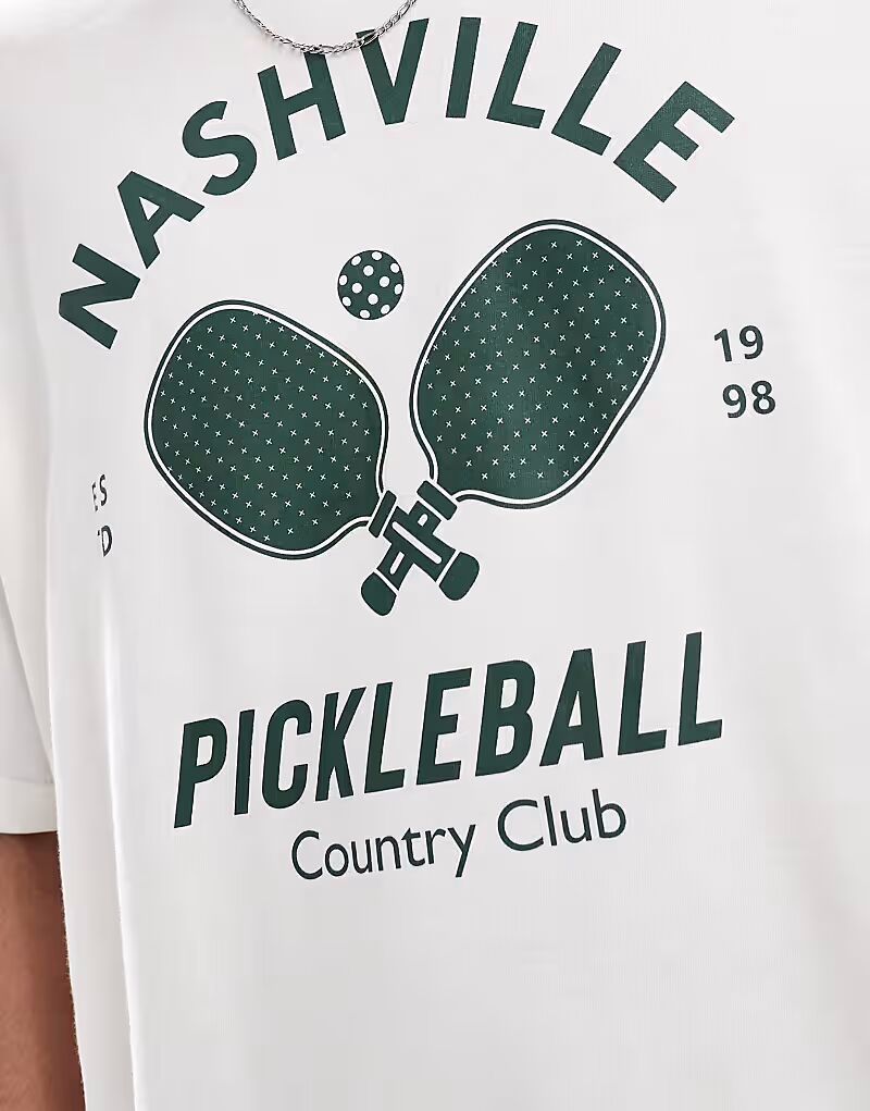 Футболка ASOS DESIGN свободного кроя со спортивной графикой в кремово-белом цвете
Футболка ASOS DESIGN свободного кроя со спортивной графикой в кремово-белом цвете