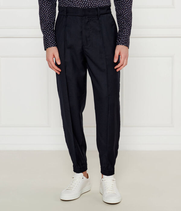 Брюки Emporio Armani расслабленной посадки, синий
Брюки Emporio Armani расслабленной посадки, синий