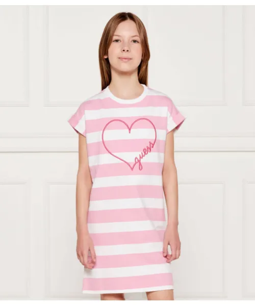 Махровое платье Guess, розовый
Махровое платье Guess, розовый