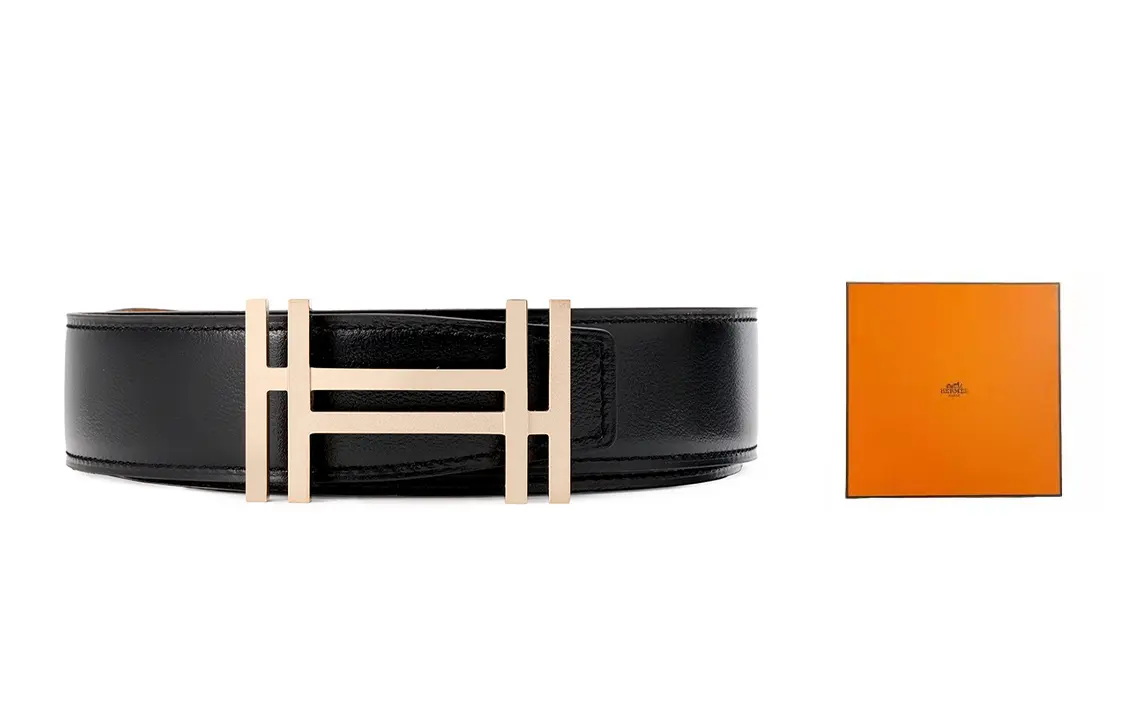 HERMES Мужской ремень из телячьей кожи Того черный с золотом шириной 3,2 см, Black/Gold-Box
HERMES Мужской ремень из телячьей кожи Того черный с золотом шириной 3,2 см, Black/Gold-Box