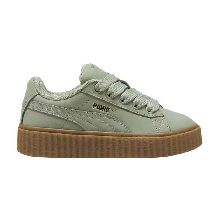 Кроссовки Puma Fenty x Creeper Phatty Little Kid, зеленый
Кроссовки Puma Fenty x Creeper Phatty Little Kid, зеленый