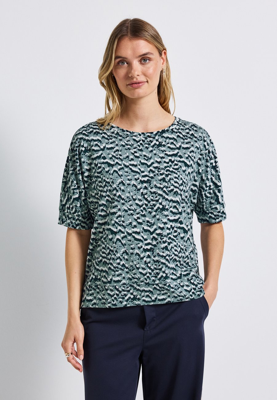 Футболка Street One GEMUSTERTES BATWING, Blau/Blue, Синий, Футболка Street One GEMUSTERTES BATWING, Blau/Blue
Футболка Street One GEMUSTERTES BATWING, Blau/Blue, Синий, Футболка Street One GEMUSTERTES BATWING, Blau/Blue