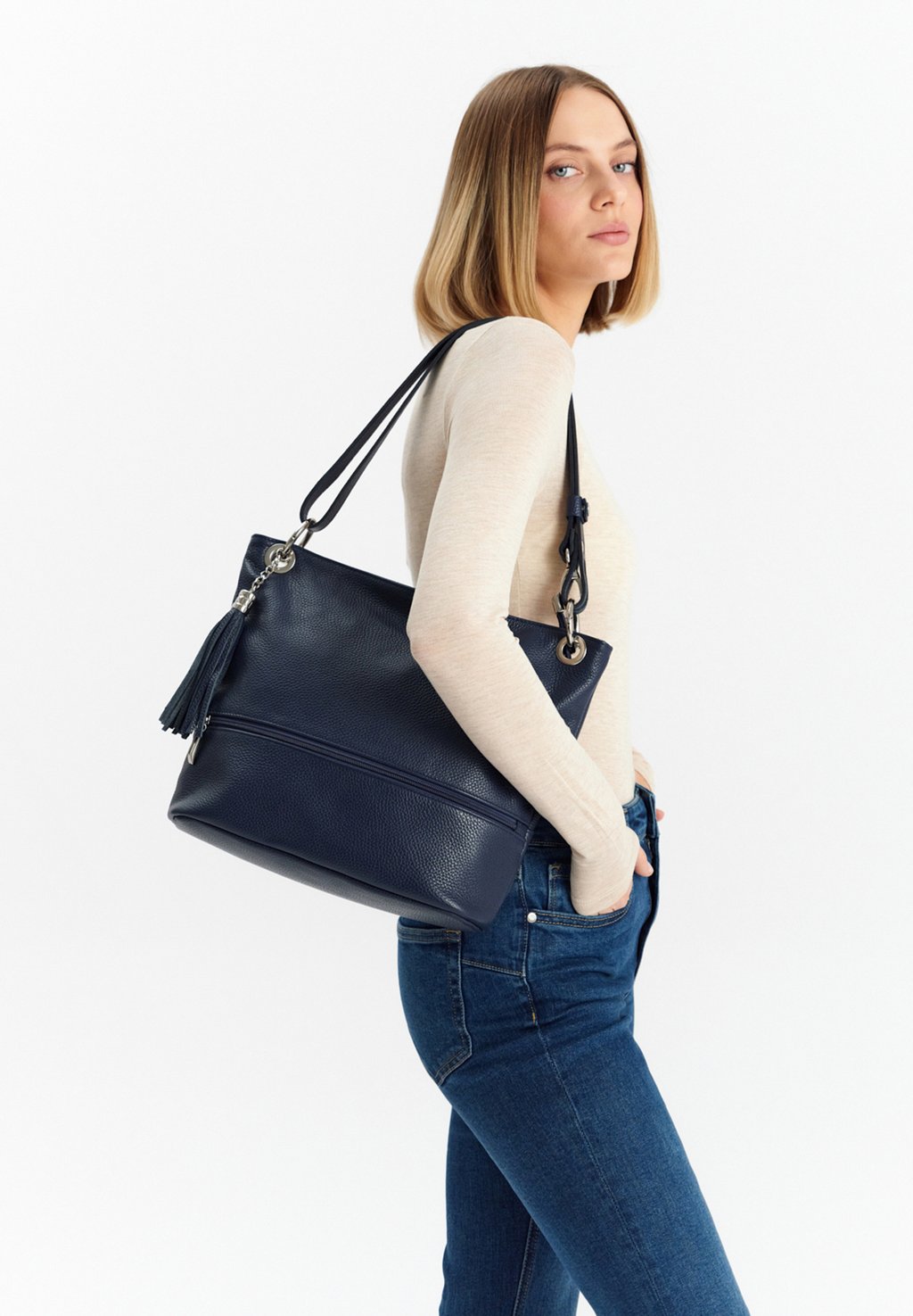 Сумка RYŁKO, темно-синий
Сумка RYŁKO, темно-синий