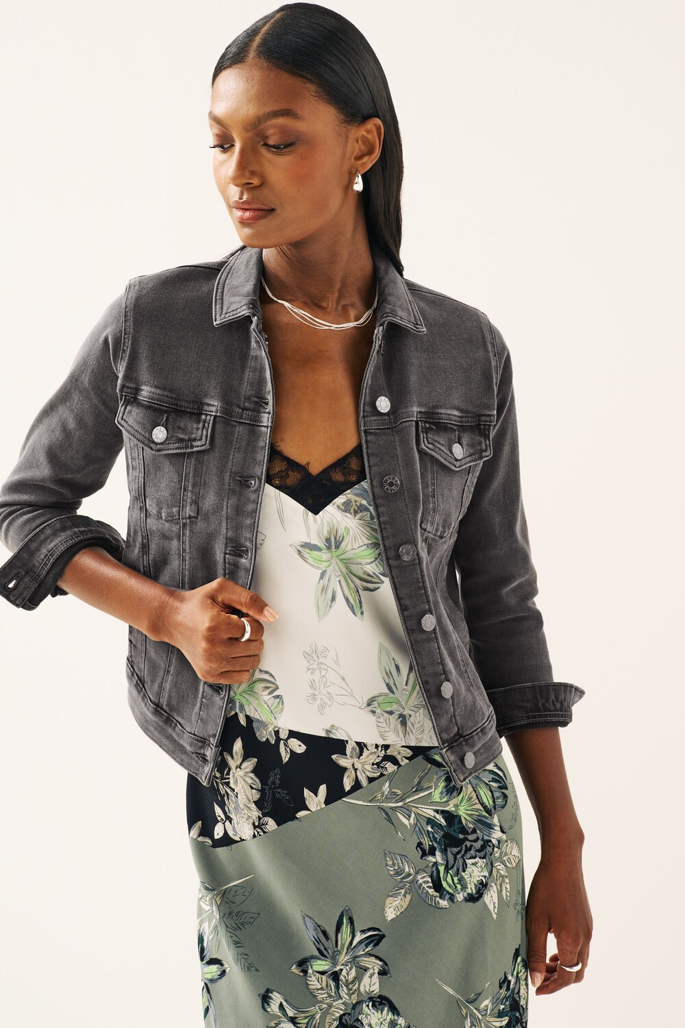 Джинсовая куртка Next, черный
Джинсовая куртка Next, черный