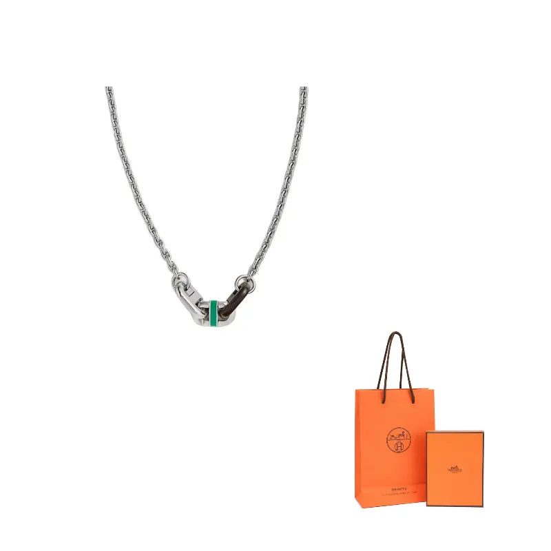 HERMES Лакированное металлическое ожерелье women's silver
HERMES Лакированное металлическое ожерелье women's silver