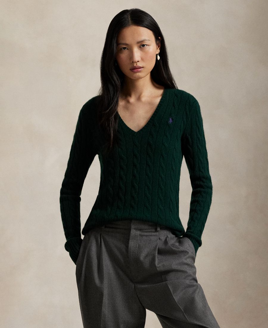 Женский свитер с V-образным вырезом из шерсти и кашемира с косами Polo Ralph Lauren, College Green
Женский свитер с V-образным вырезом из шерсти и кашемира с косами Polo Ralph Lauren, College Green