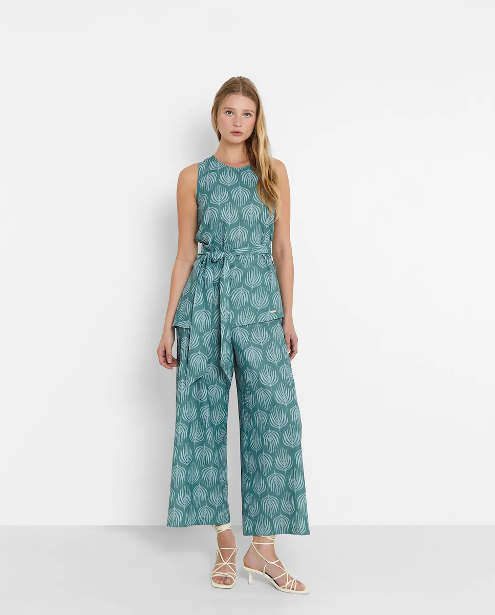 Женские брюки-кюлоты с принтом свободного кроя Trucco, бирюзовый
Женские брюки-кюлоты с принтом свободного кроя Trucco, бирюзовый