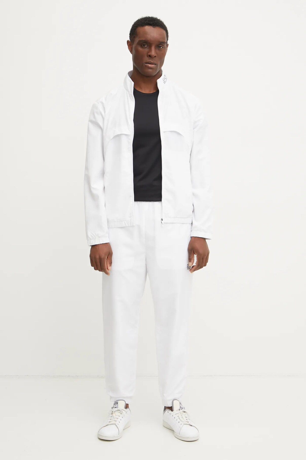 Спортивный костюм Ea7 Emporio Armani, белый
Спортивный костюм Ea7 Emporio Armani, белый