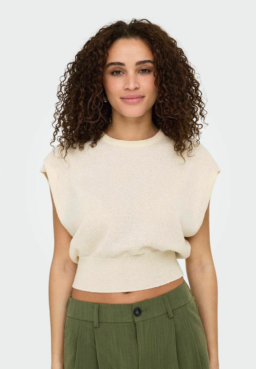 Базовая футболка ONLMIA ONLY, белый
Базовая футболка ONLMIA ONLY, белый