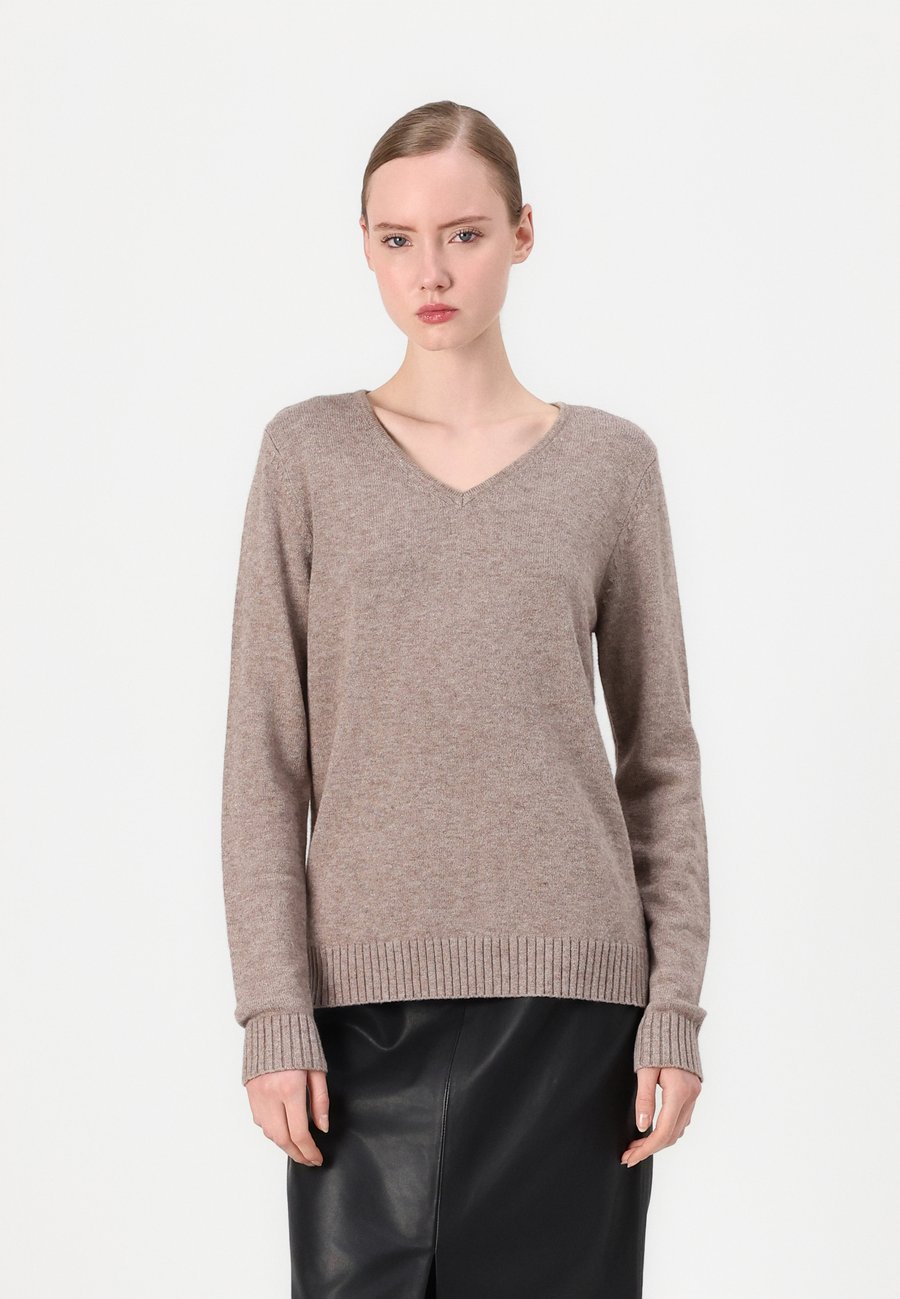 Джемпер VILA VIRIL L/S V-NECK TOP, Brown
Джемпер VILA VIRIL L/S V-NECK TOP, Brown