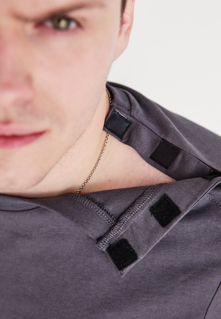 Футболка Pier One ADAPTIVE 3 PACK, True Black /Bright White / Forged Iron/Black, Белый, Футболка Pier One ADAPTIVE 3 PACK, True Black /Bright White / Forged Iron/Black
Футболка Pier One ADAPTIVE 3 PACK, True Black /Bright White / Forged Iron/Black, Белый, Футболка Pier One ADAPTIVE 3 PACK, True Black /Bright White / Forged Iron/Black