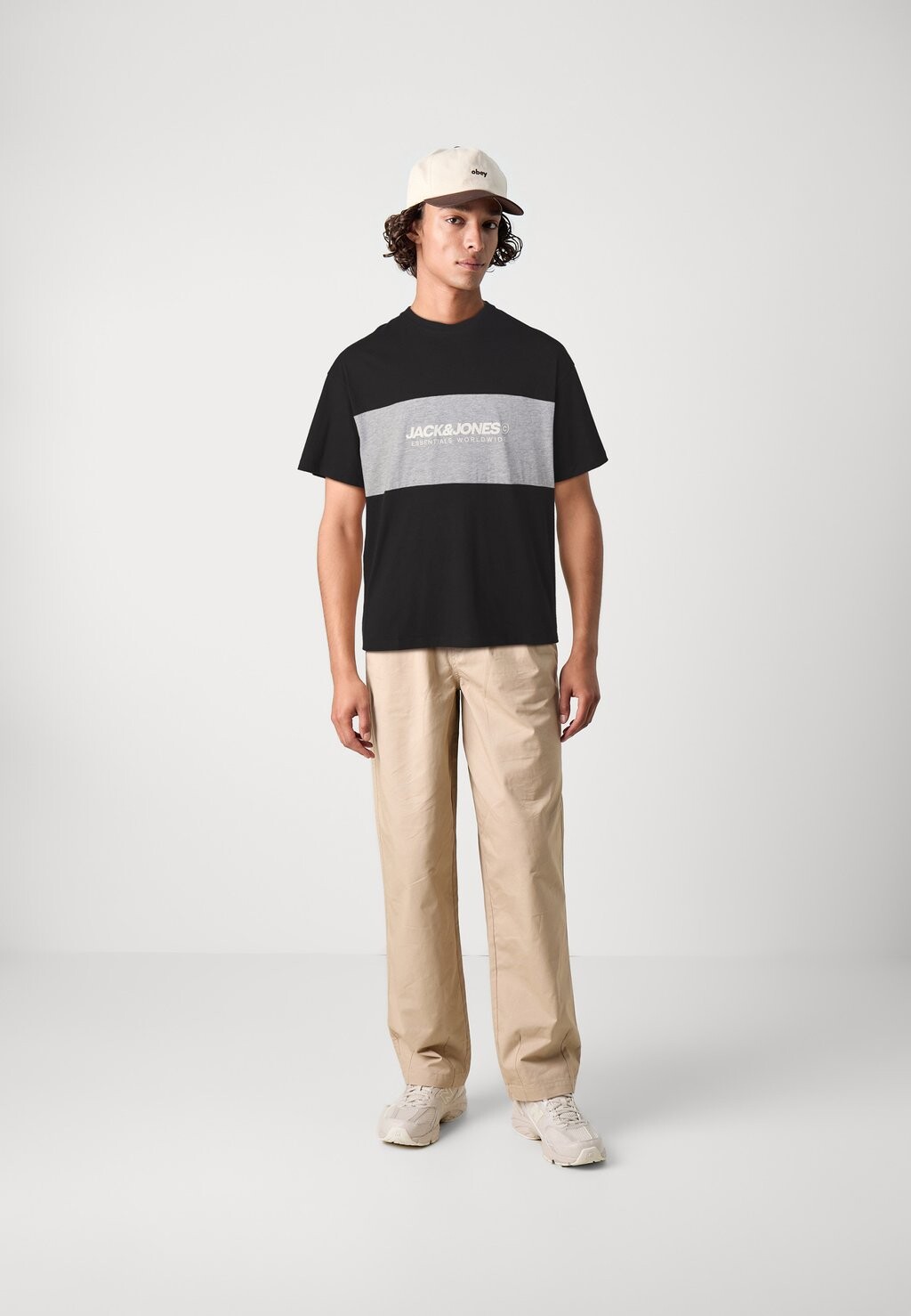 Футболка с принтом ELEGACY BLOCKING TEE ONECK Jack & Jones, черный
Футболка с принтом ELEGACY BLOCKING TEE ONECK Jack & Jones, черный