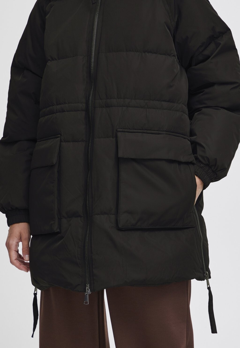 Пуховое пальто BYCRISTEL b.young, черный
Пуховое пальто BYCRISTEL b.young, черный