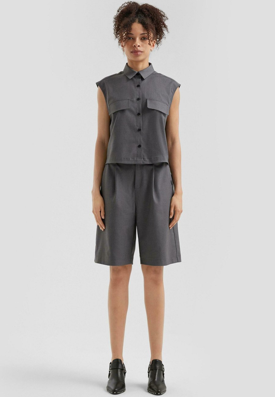 Шорты QS Shorts, Anthrazit/Grey
Шорты QS Shorts, Anthrazit/Grey