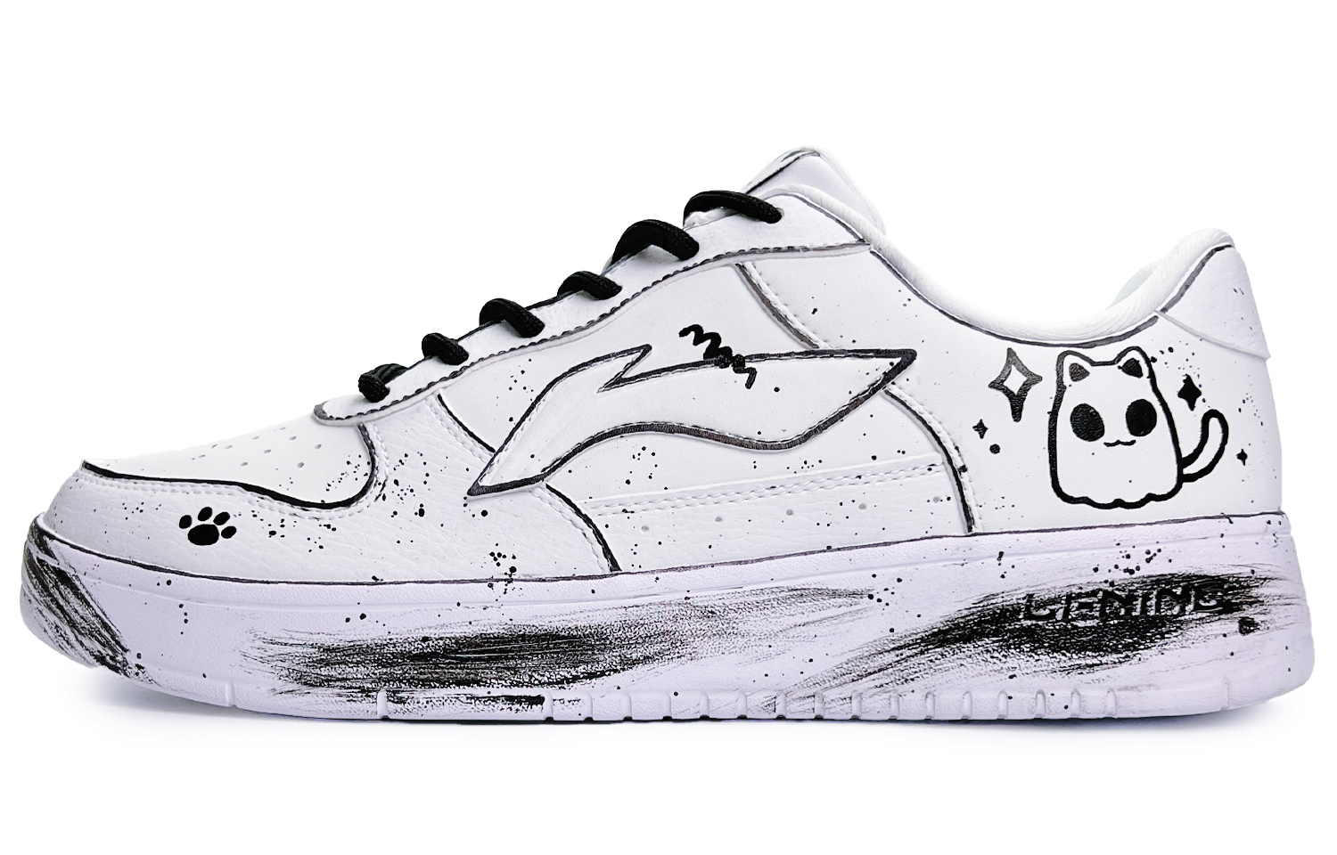 LINING Кроссовки для скейтбординга Pontoon Boats с низким верхом, амортизирующие, нескользящие, износостойкие, мужские, черно-белые
LINING Кроссовки для скейтбординга Pontoon Boats с низким верхом, амортизирующие, нескользящие, износостойкие, мужские, черно-белые