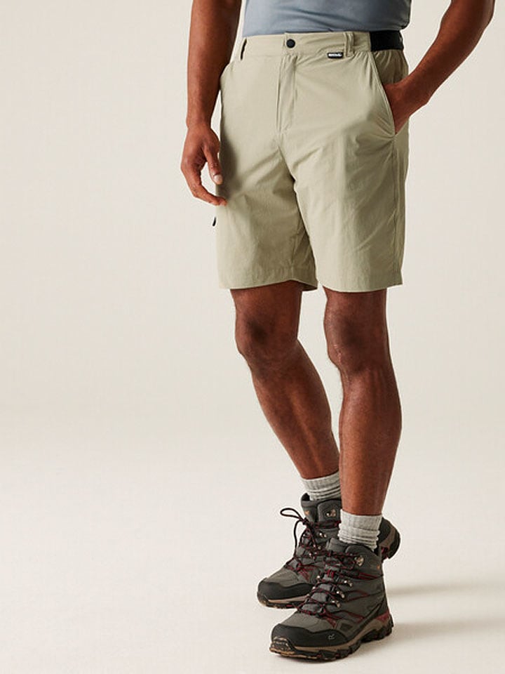 Функциональные шорты "Packaway" бежевого цвета Regatta
Функциональные шорты "Packaway" бежевого цвета Regatta