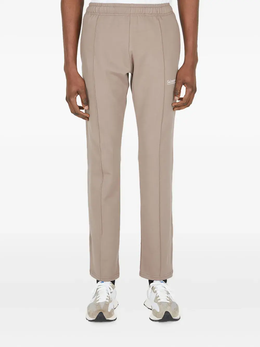 Спортивные штаны с полосками по бокам Saintwoods, нейтральный
Спортивные штаны с полосками по бокам Saintwoods, нейтральный