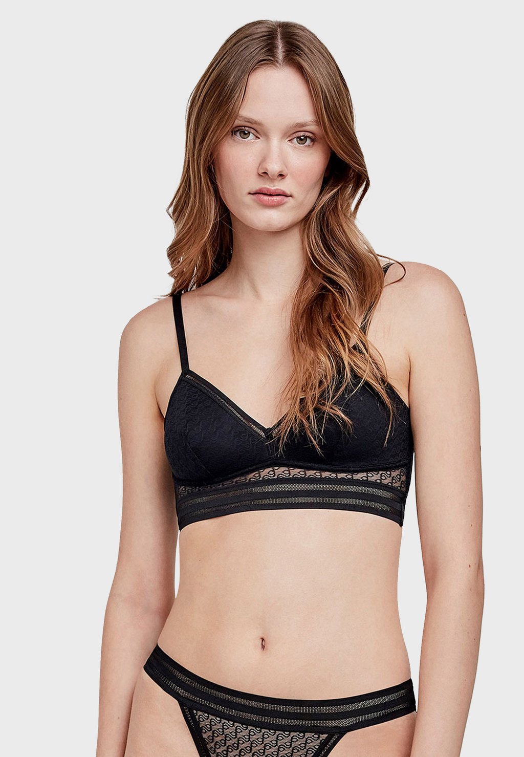 Треугольный бюстгальтер Gisela, черный
Треугольный бюстгальтер Gisela, черный