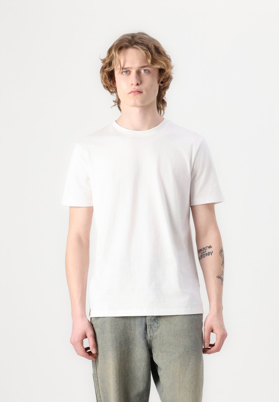 Футболка GAP CLASSIC, Optic White/Multi-Coloured, Белый, Футболка GAP CLASSIC, Optic White/Multi-Coloured
Футболка GAP CLASSIC, Optic White/Multi-Coloured, Белый, Футболка GAP CLASSIC, Optic White/Multi-Coloured