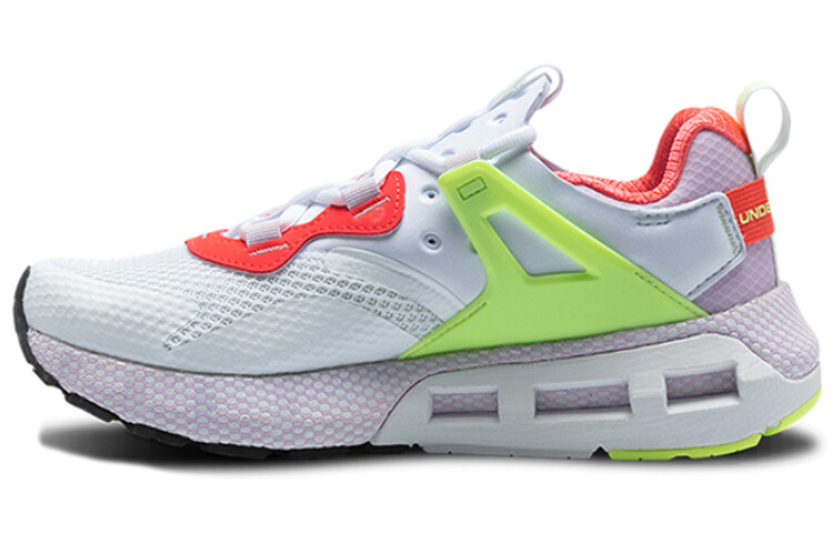 Кроссовки женские HOVR Mega 1 с низким верхом, белые Under Armour
Кроссовки женские HOVR Mega 1 с низким верхом, белые Under Armour